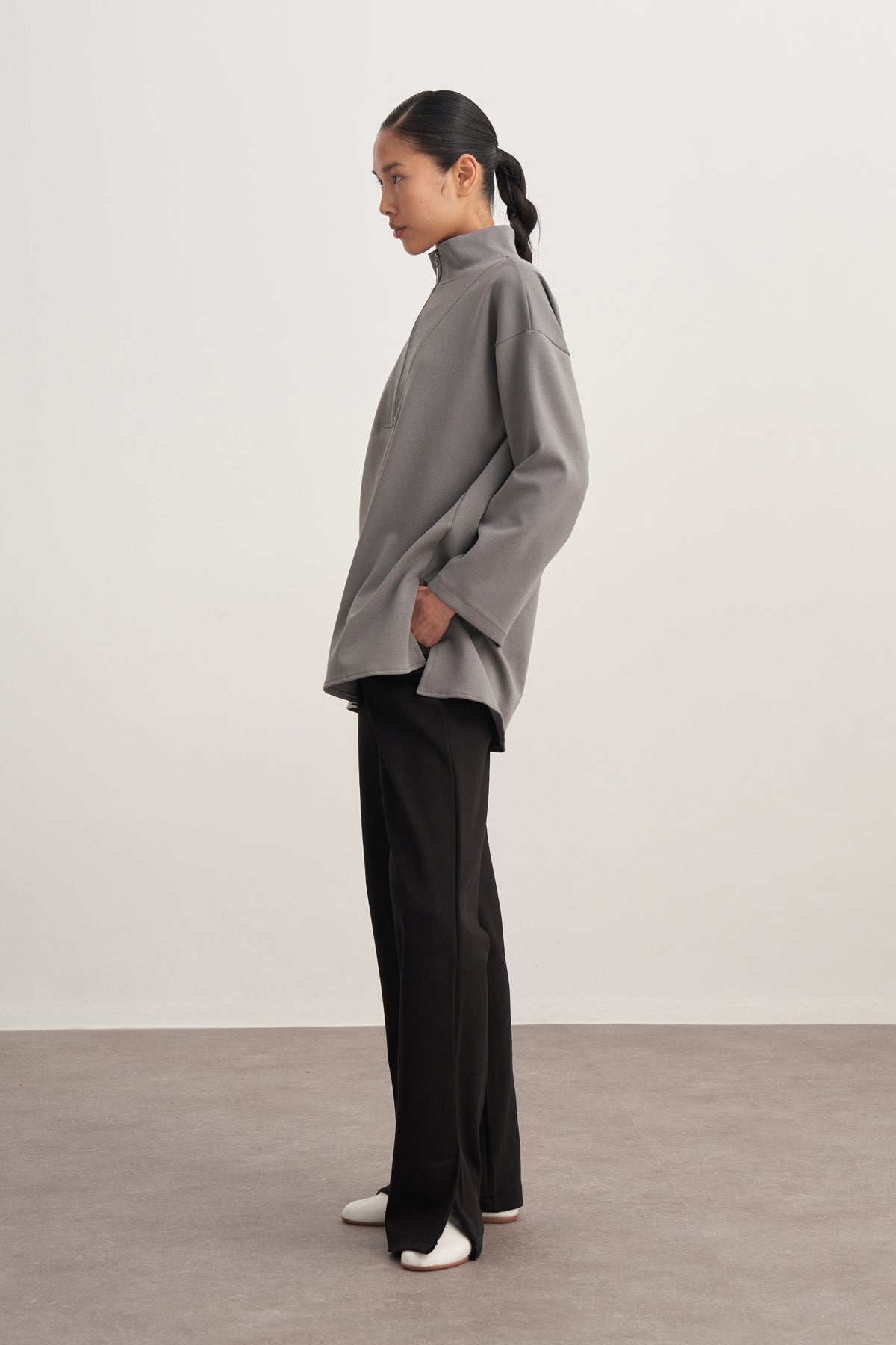 Kadın İnterlok Dik Yaka Sweat Füme