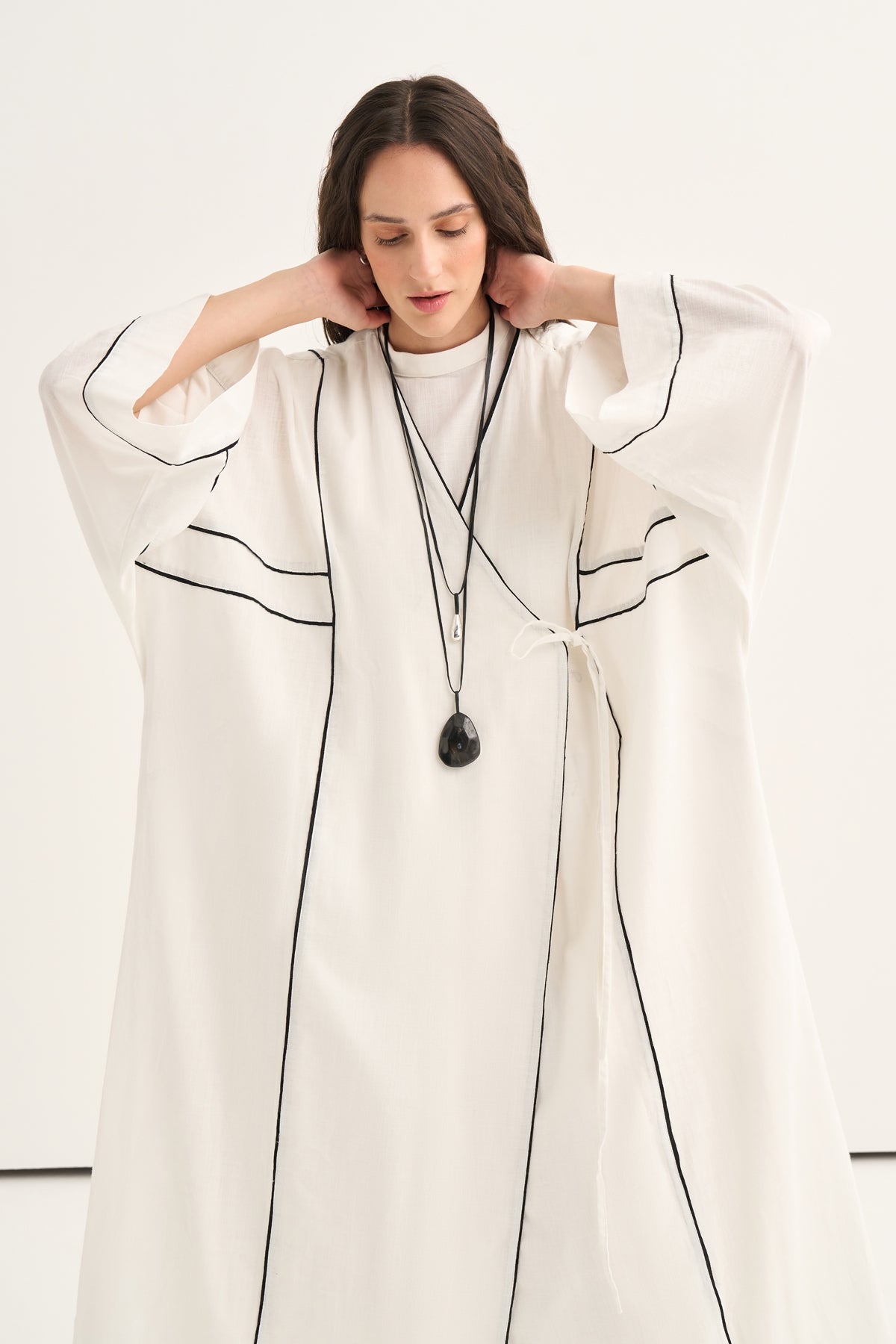 Kadın Kontrast Detaylı Abaya Ekru
