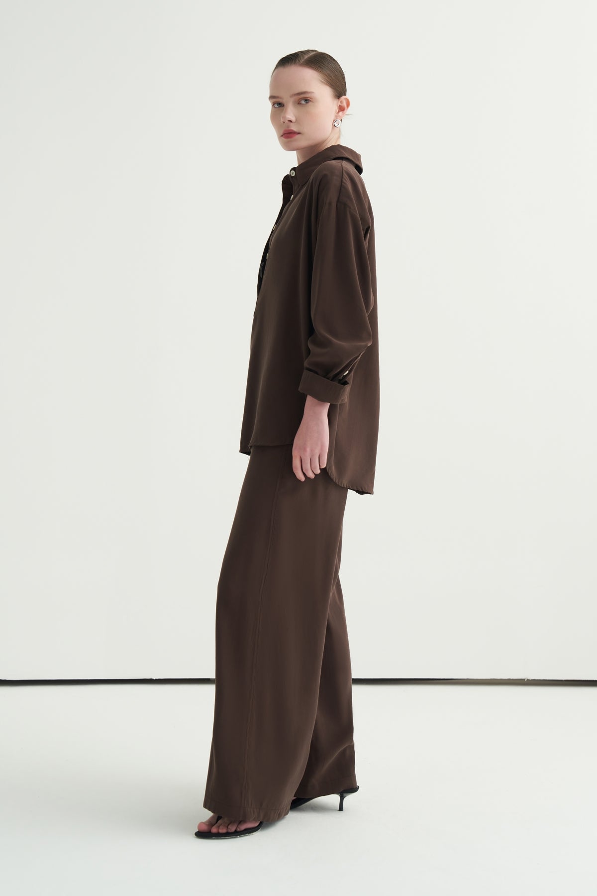 Kadın Modal Pat Kapamalı Gömlek Kahve