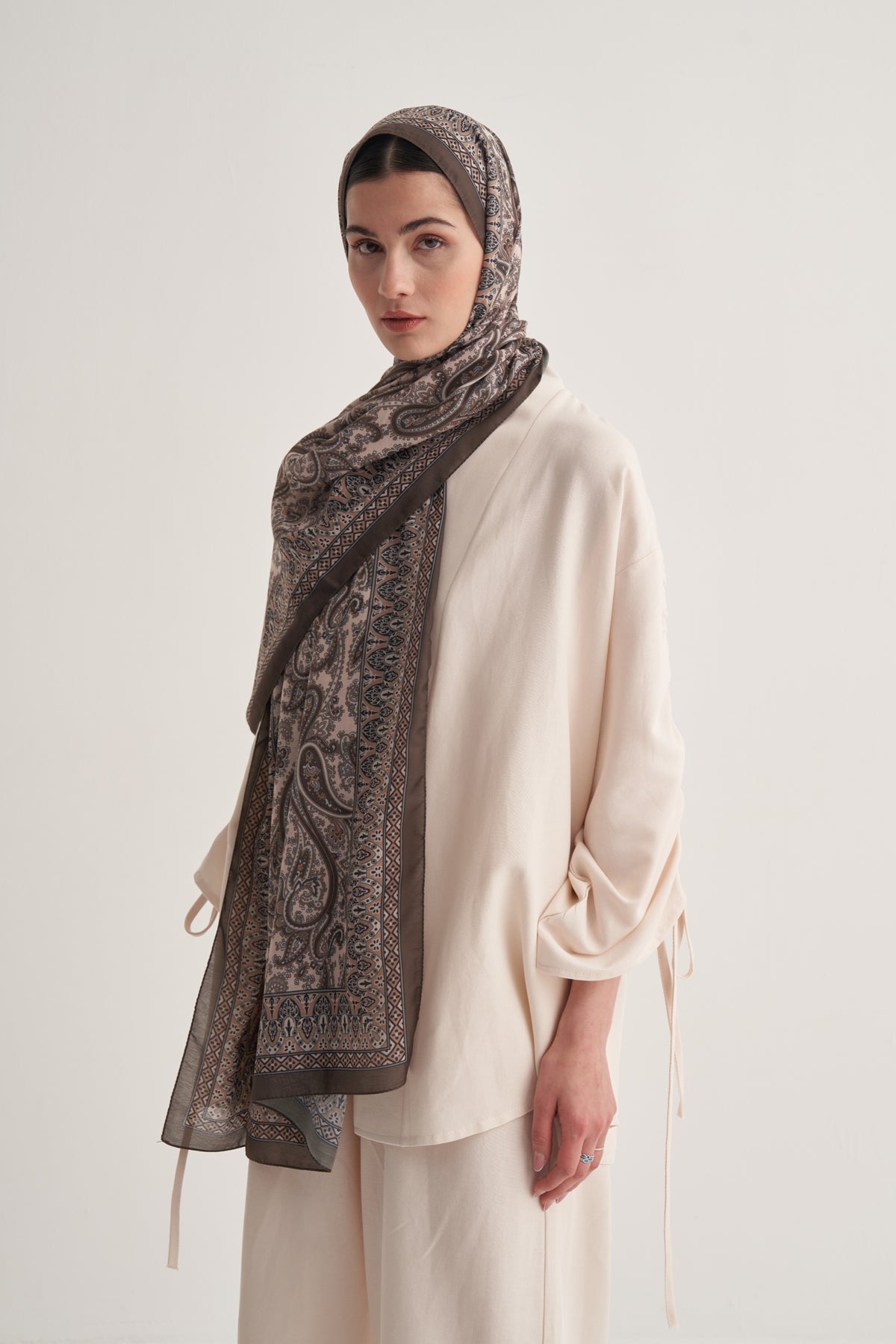 Kadın Soft Lily Desen Şal Kahve