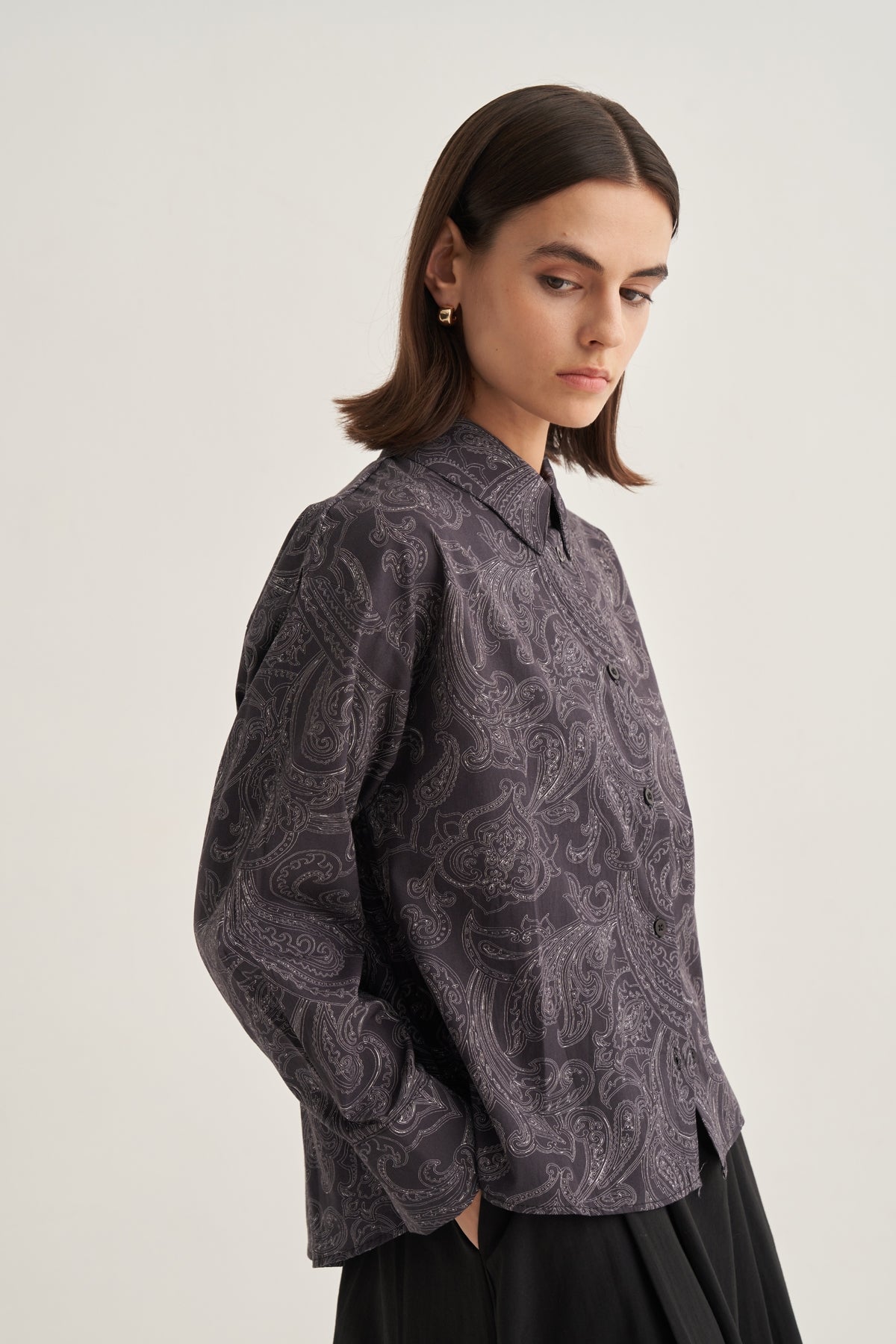 Kadın Poplin Oversize Kısa Gömlek Paisley Desen Siyah