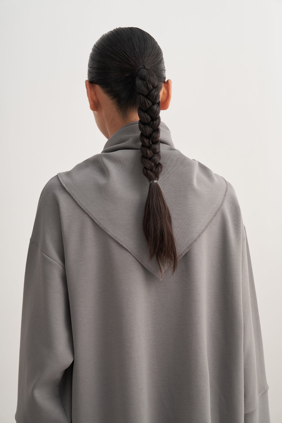 Kadın İnterlok Oversize Şal Aksesuarlı Sweat Füme