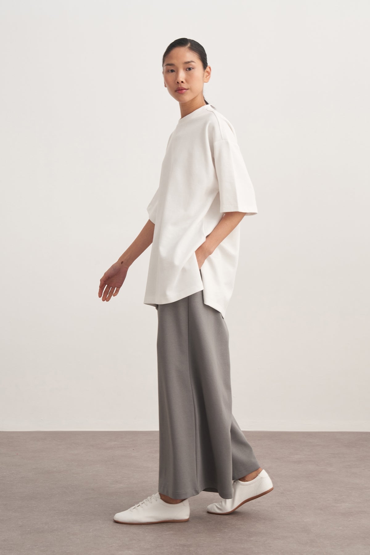 Kadın İnterlok Kısa Kol Oversize Tişört Ekru