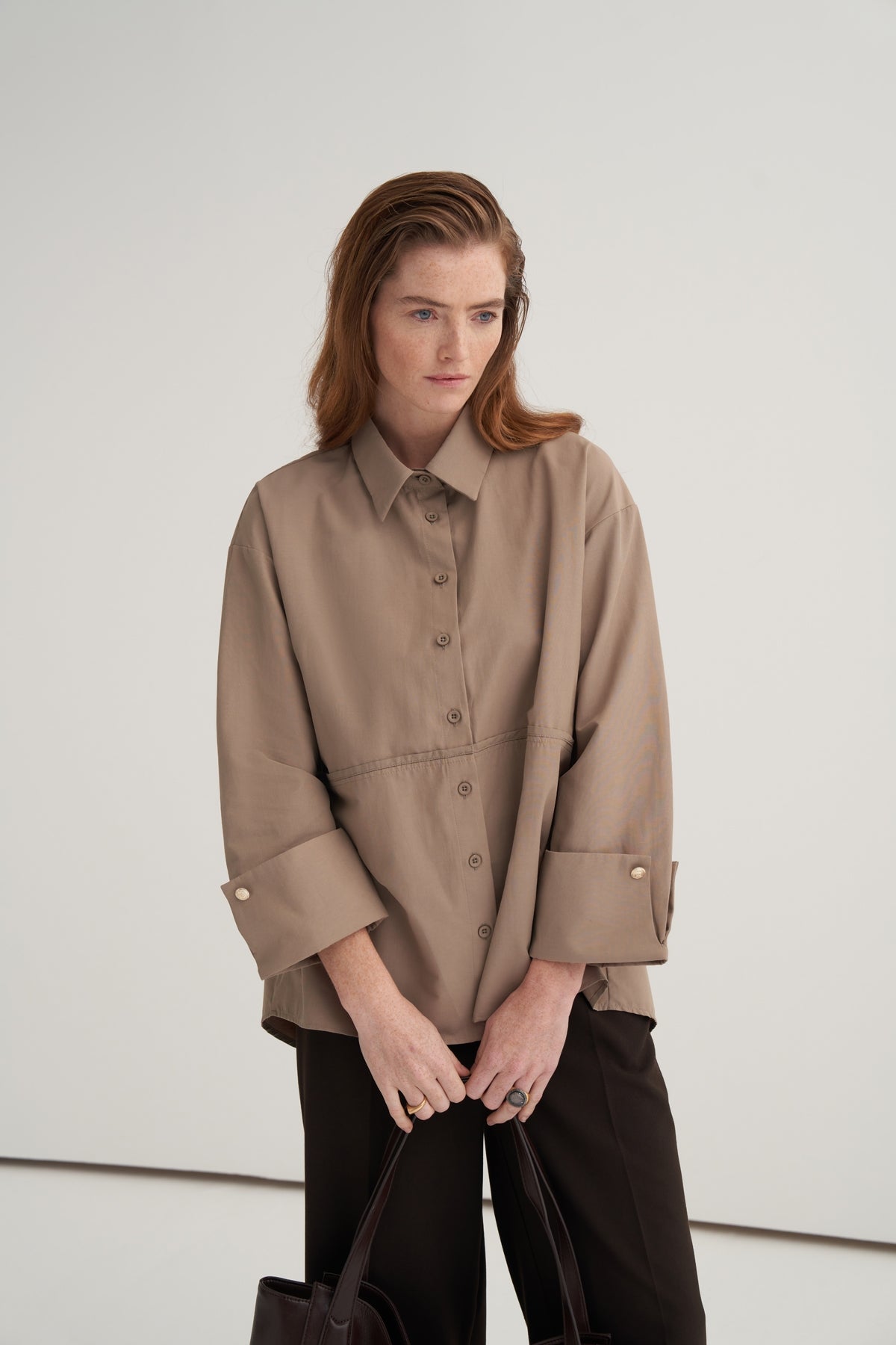 Kadın Oversize Kol Düğmeli Gömlek Vizon