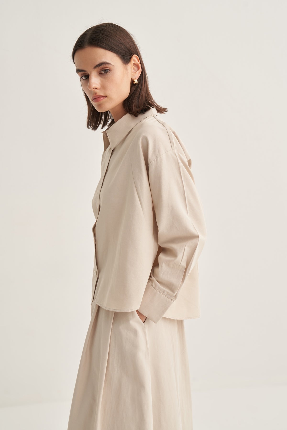 Kadın Poplin Oversize Kısa Gömlek Bej