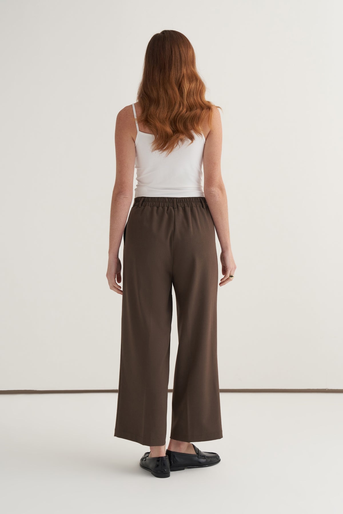 Kadın Düz Kesim Pensli Pantolon Koyu Vizon