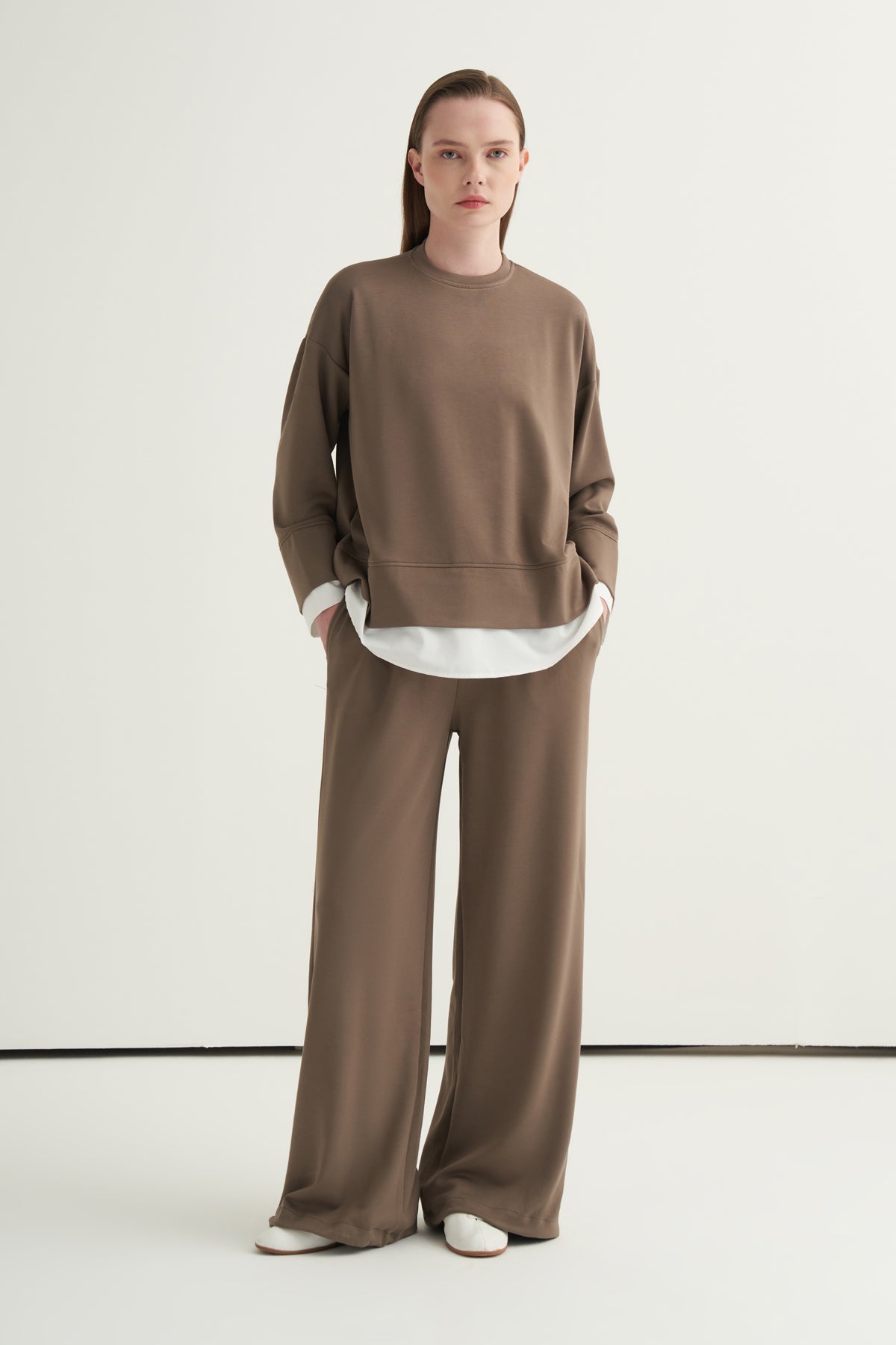 Kontrast Detaylı Sweat Jogger Pantolon Takım Vizon