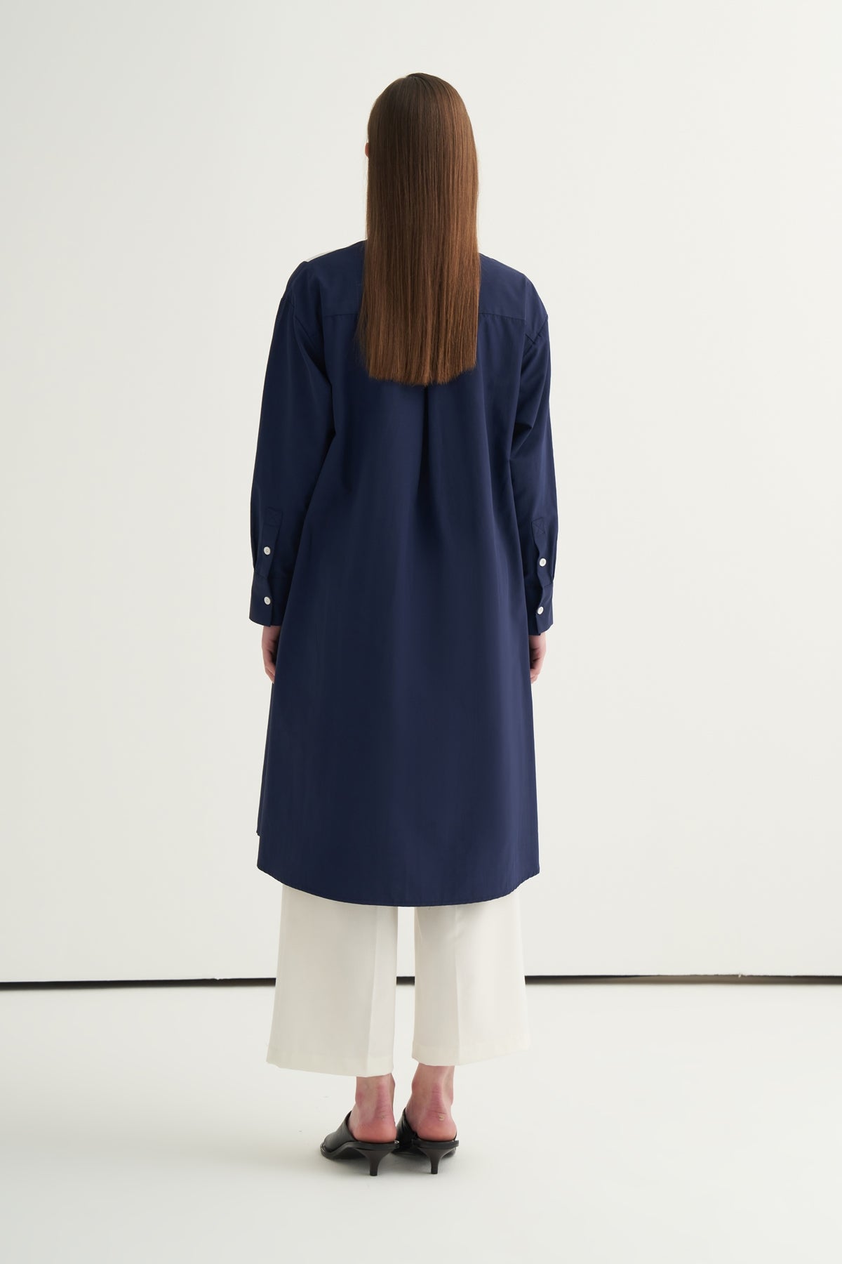 Kadın Hakim Yaka Kontrast Tunik Lacivert