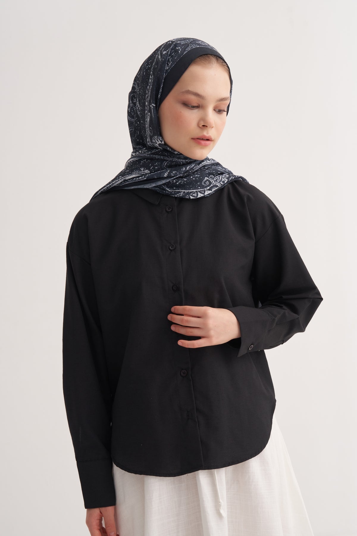 Kadın Violet Desen Soft Şal Siyah