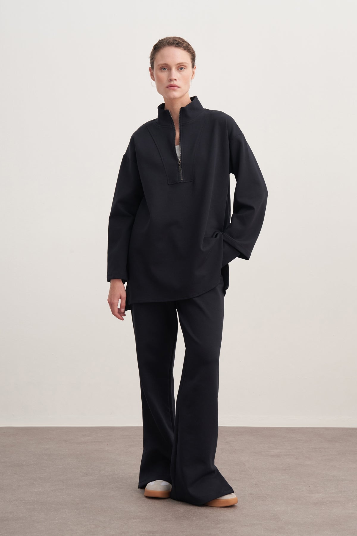 Kadın İnterlok Dik Yaka Sweat Lacivert