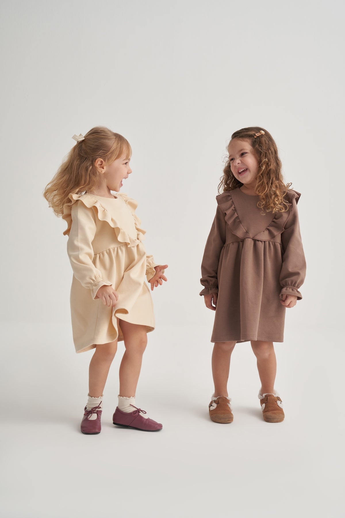 Kız Çocuk İnterlok Fırfırlı Uzun Kol Elbise Kahve