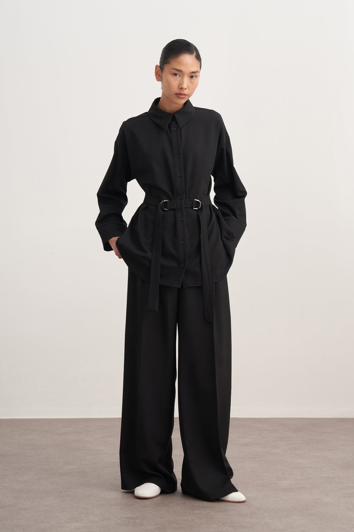 Kadın Dökümlü Pileli Palazzo Pantolon Siyah