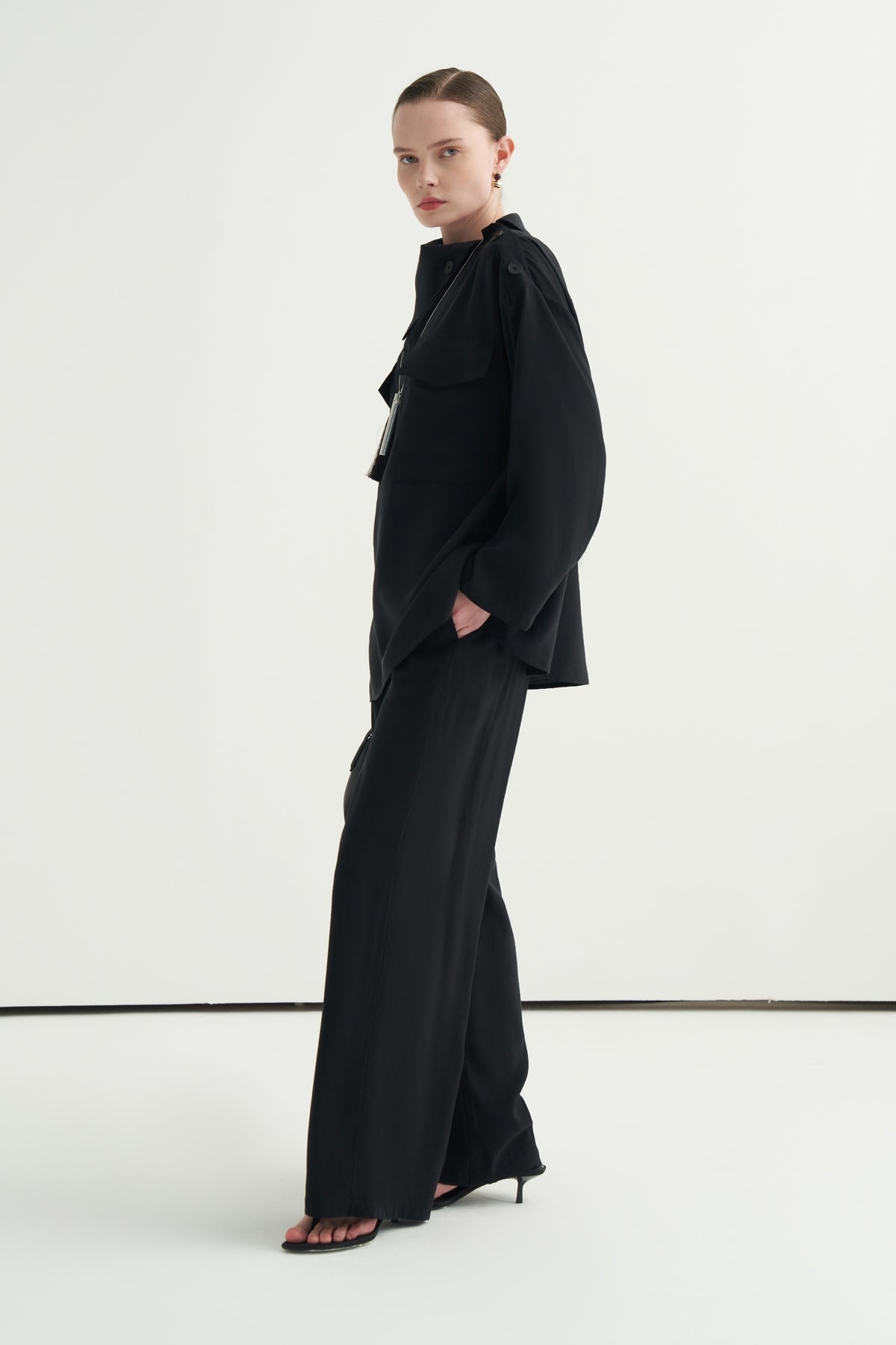 Kadın Modal Düğmeli Bluz Siyah