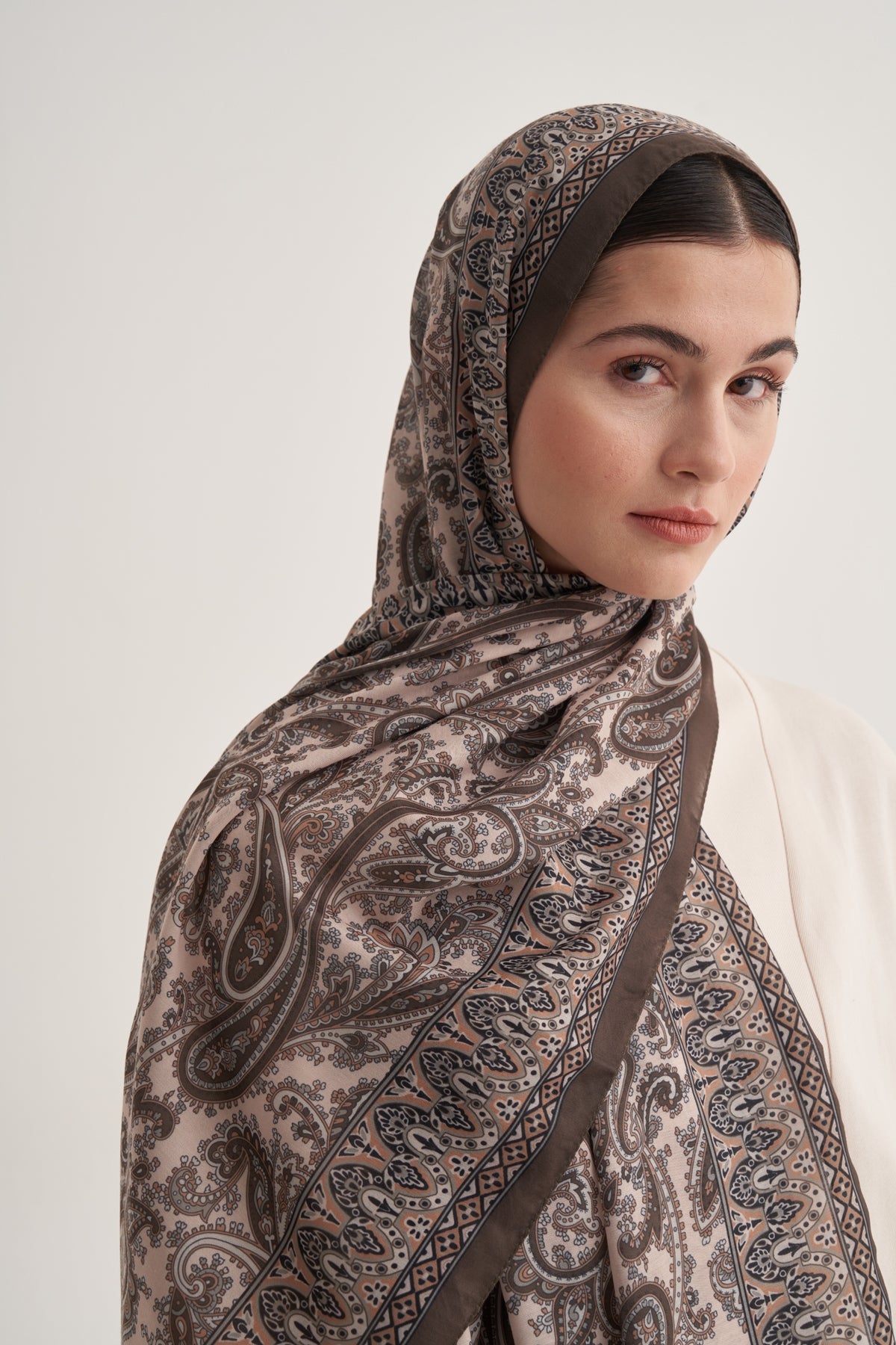 Kadın Soft Lily Desen Şal Kahve