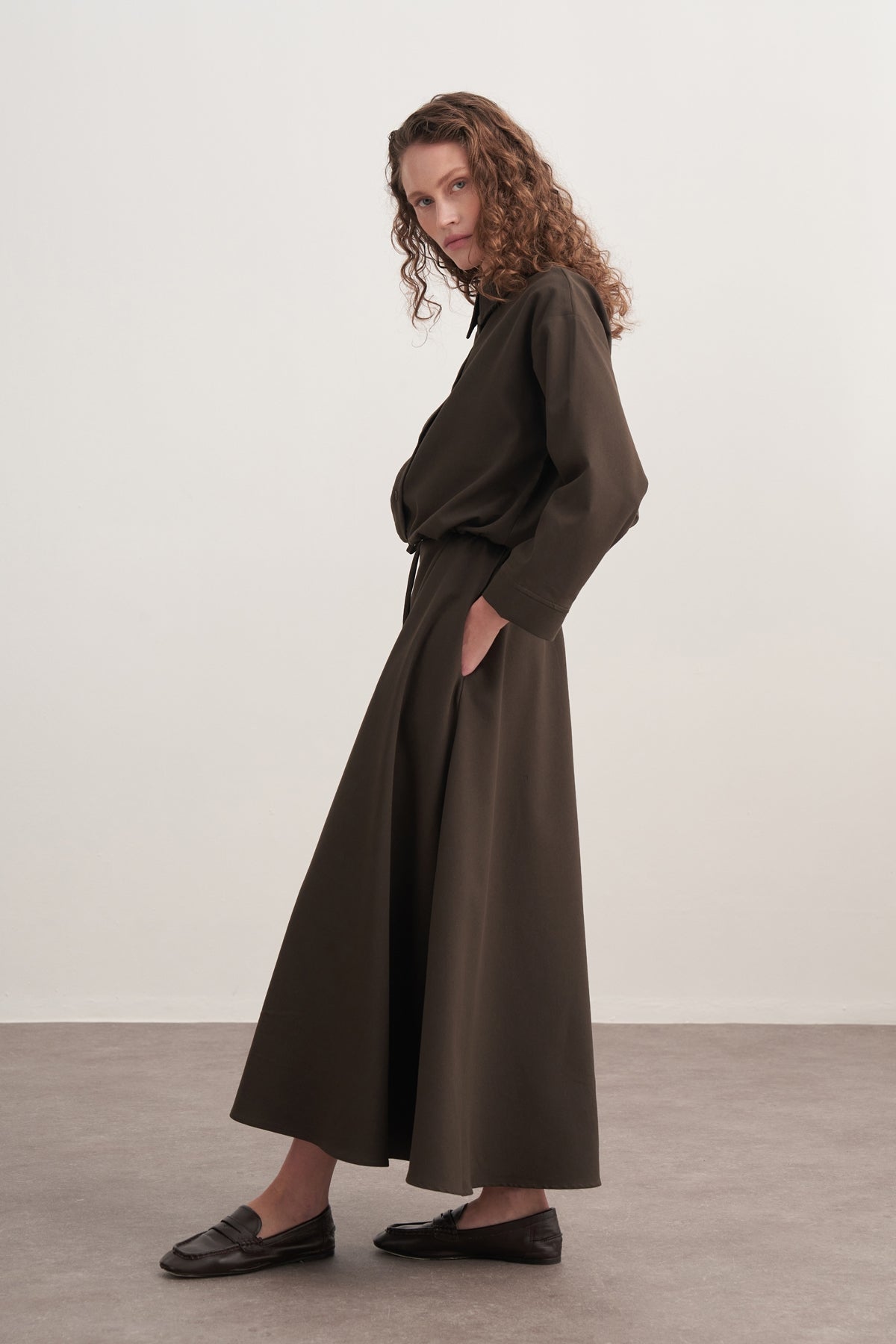 Kadın Gabardin Gömlekli Kloş Etek Takım Koyu Haki