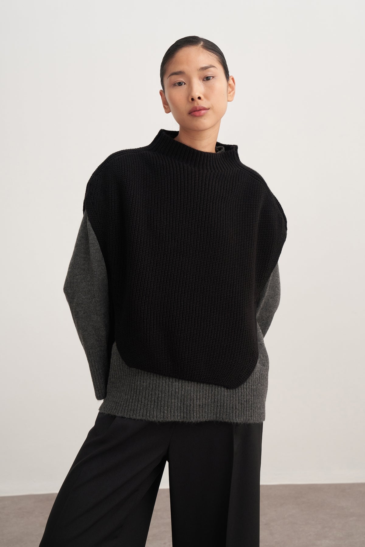 Kadın Bağlama Detaylı Triko Süveter Siyah