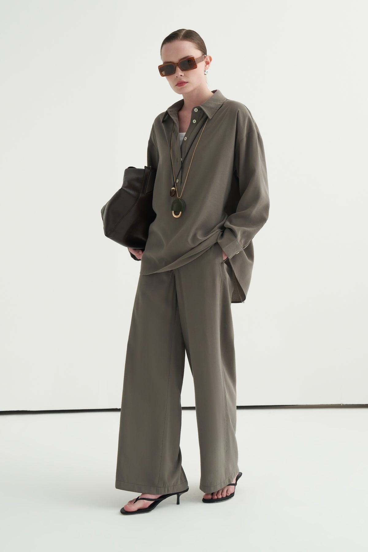 Kadın Modal Pat Kapamalı Gömlek Haki