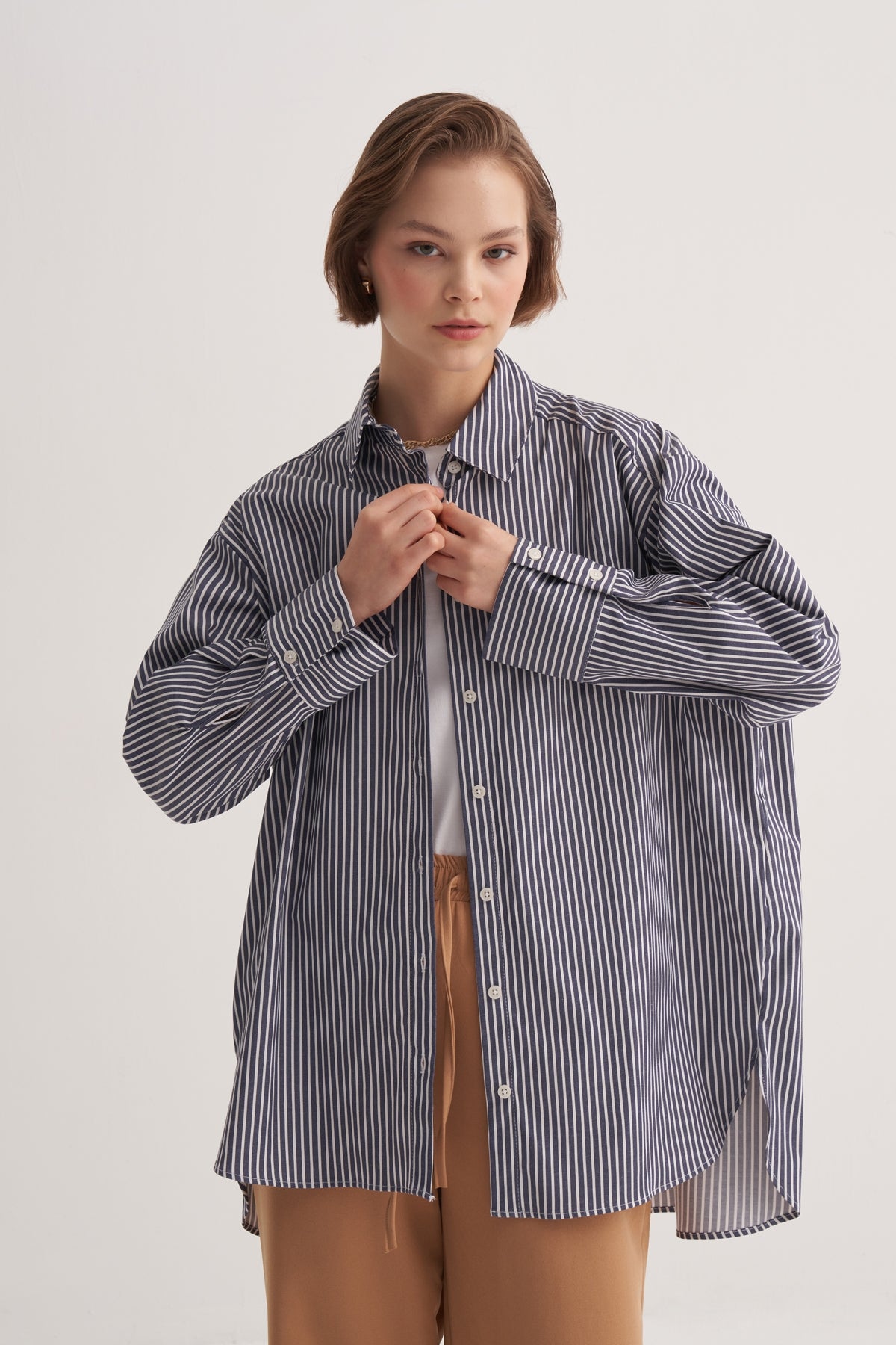 Kadın Poplin Oversize Robalı Gömlek Çizgili Koyu Lacivert