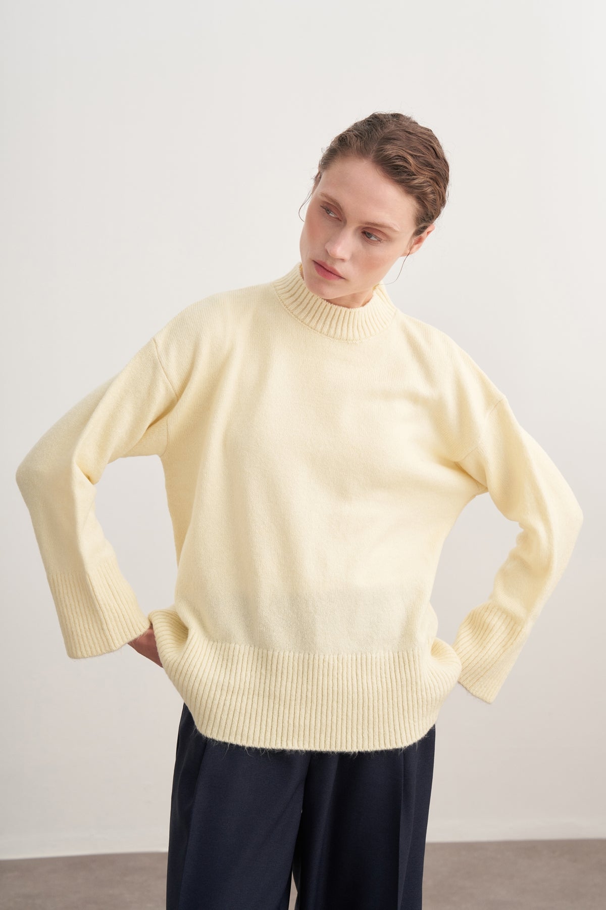 Kadın Basic Triko Kazak Uçuk Sarı