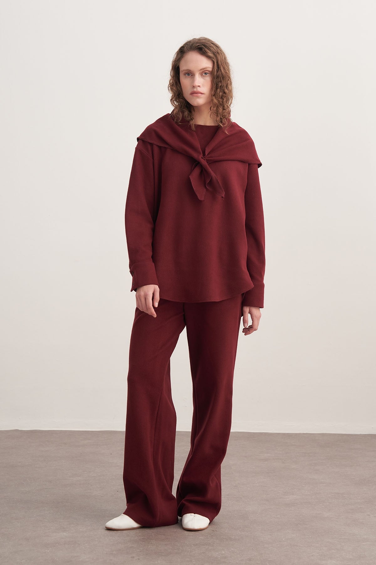 Kadın Şal Aksesuarlı 3’lü Pantolon Takım Bordo