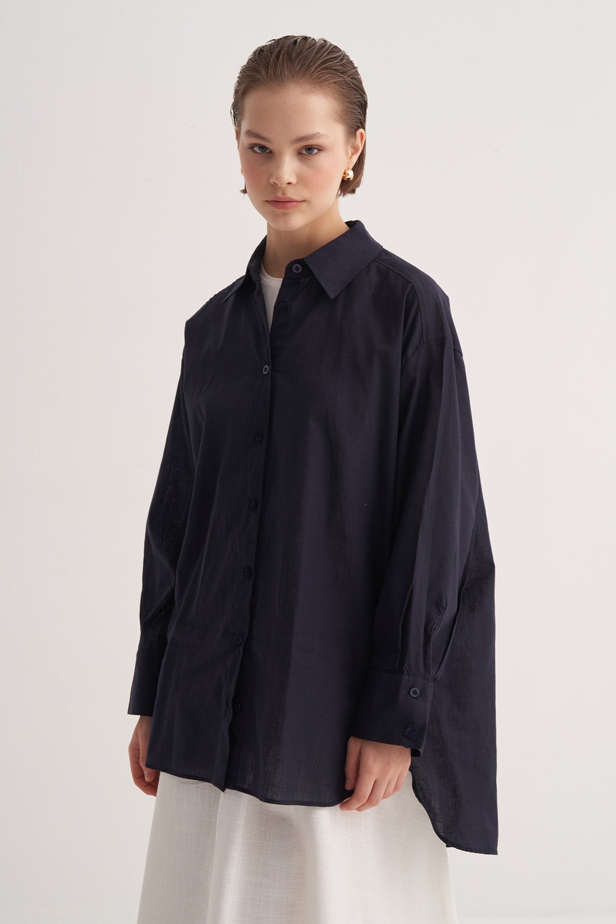 Kadın Organik Pamuklu Oversize Robalı Gömlek Lacivert