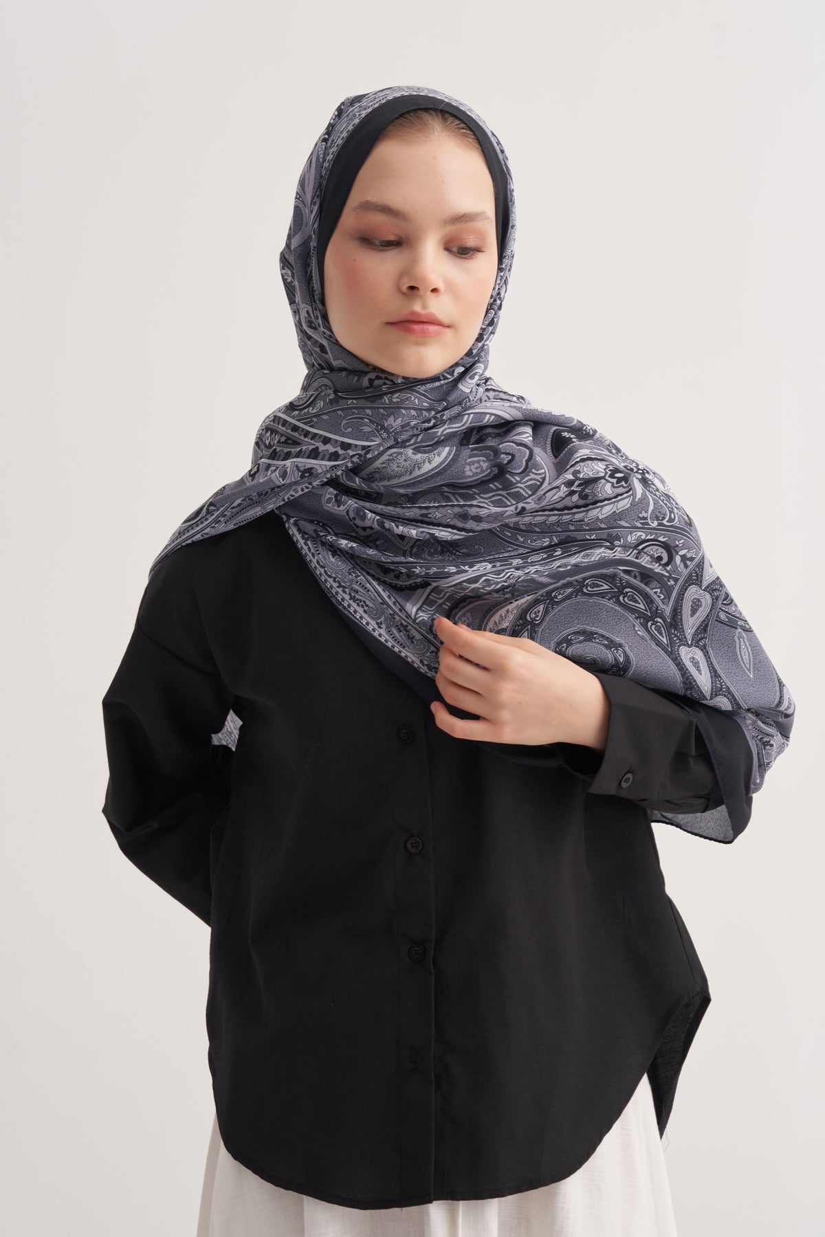 Kadın Poppy Desen Soft Şal Koyu Gri