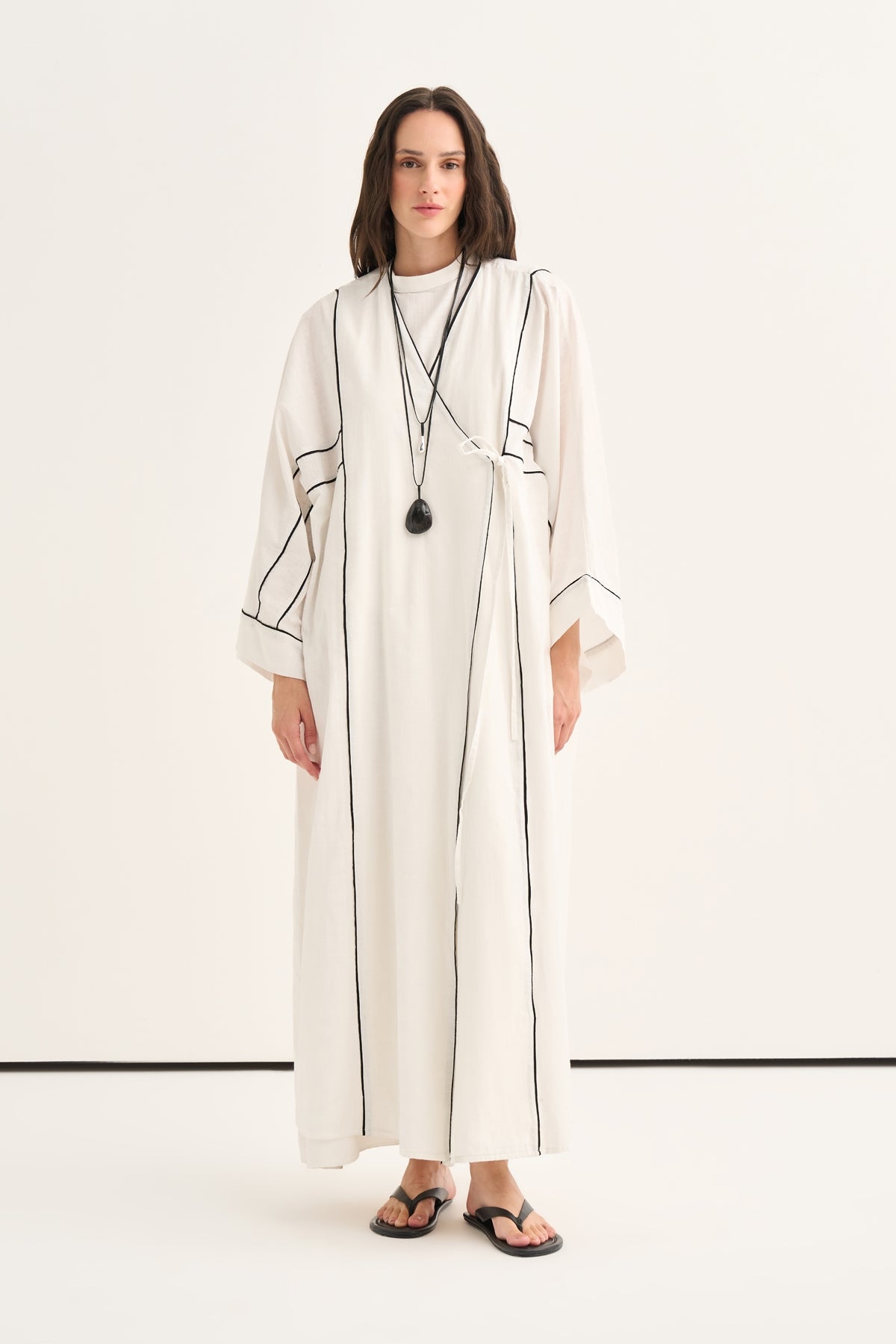 Kadın Kontrast Detaylı Abaya Ekru