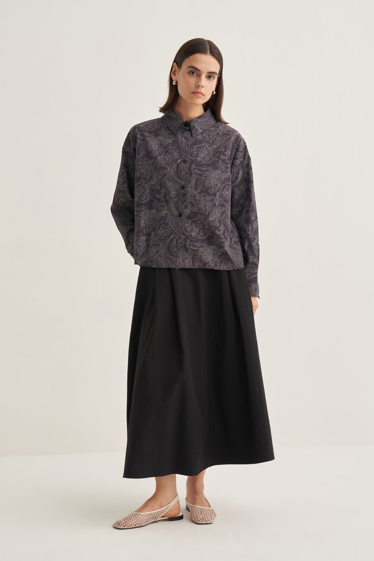 Kadın Poplin Oversize Kısa Gömlek Paisley Desen Siyah