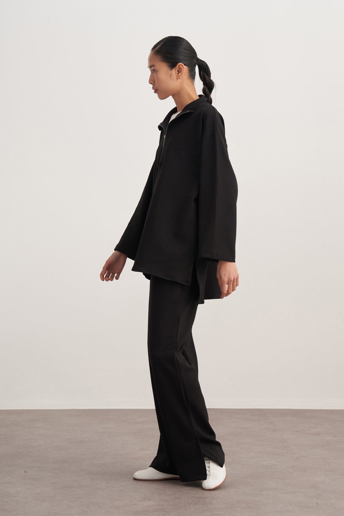 Kadın İnterlok Dik Yaka Sweat Siyah