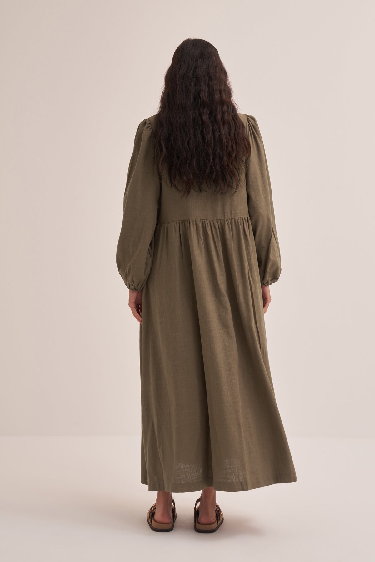 Kadın Organik Pamuk Büzgülü Elbise Kahve